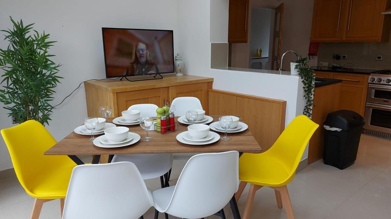 Central Ashford Stay - Contractors & Families Welcome - Free Parking Kültér fotó